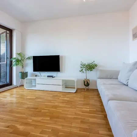 App For 2 In Center Of Gabi I Luka Apartament Novi Vinodolski