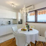 Apartment App For 2 In Center Of Gabi I Luka